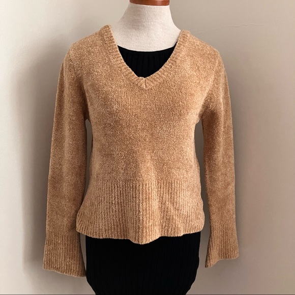 Retro Chenille V-Neck Pullover Sweater - Picture 2 of 6